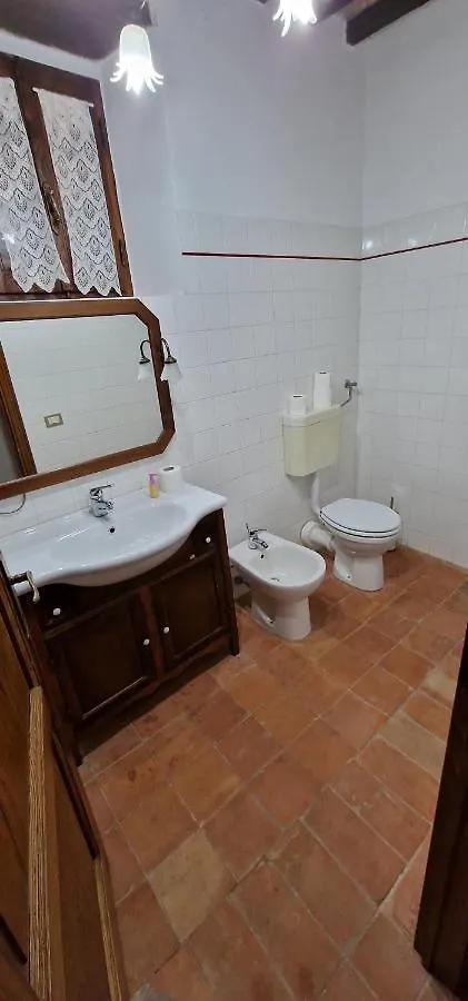 Agriturismo La Piaggia Appartamenti A Vivo dʼOrcia 0*,  إيطاليا